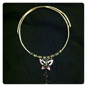 Butterfly pendent choker with Swavorski crystal