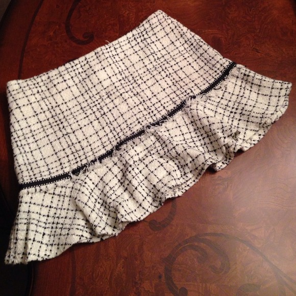 Skirt knit type - Picture 1 of 2