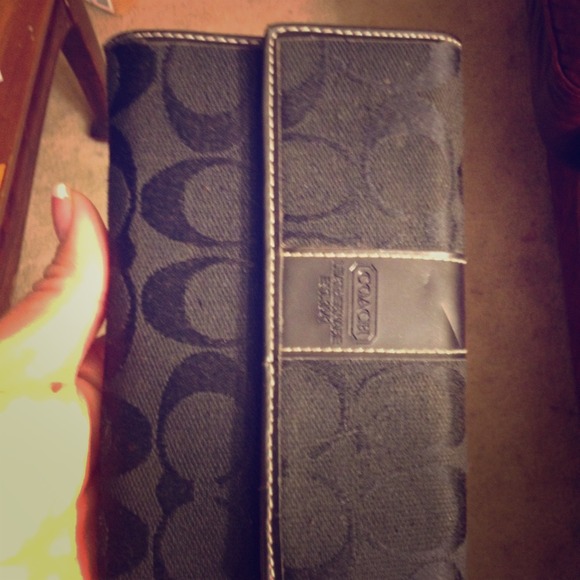 Coach wallet