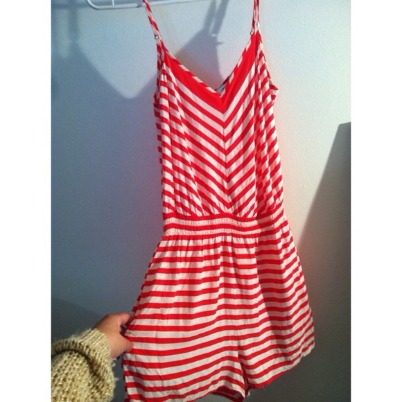 Romper with pockets