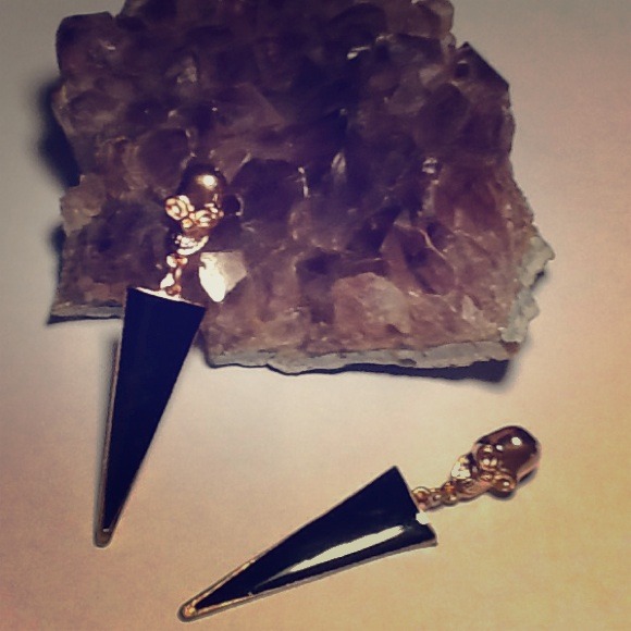 Jewelry - Sold in bundle☝️