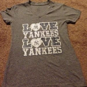 Yankee tshirt