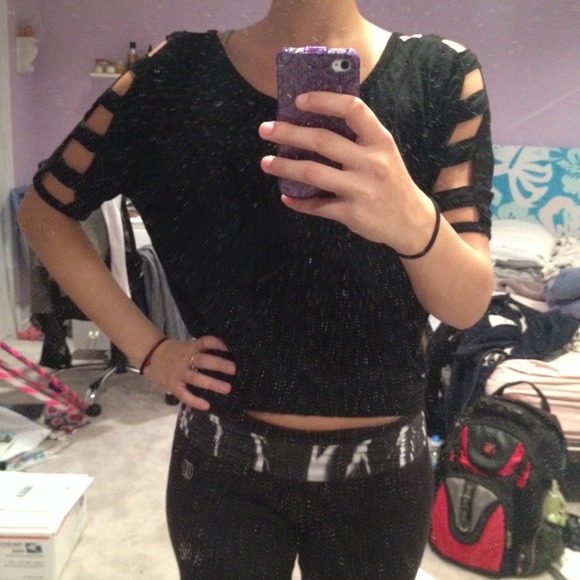 CUTOUT SHIRT - Picture 1 of 1