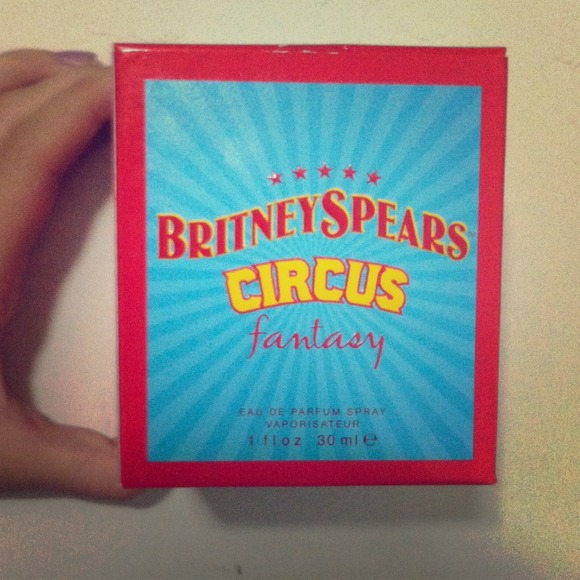 Britney Spears circus (fantasy) perfume