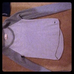 2 tone grey hollister sweater!💙
