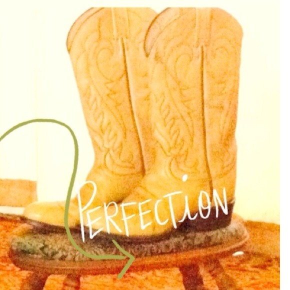 👢3 X HOST PICK👢Girly Vintage Cowgirl Boots  7.5 - Picture 2 of 2