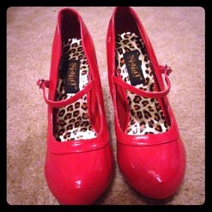red pumps!💋😘