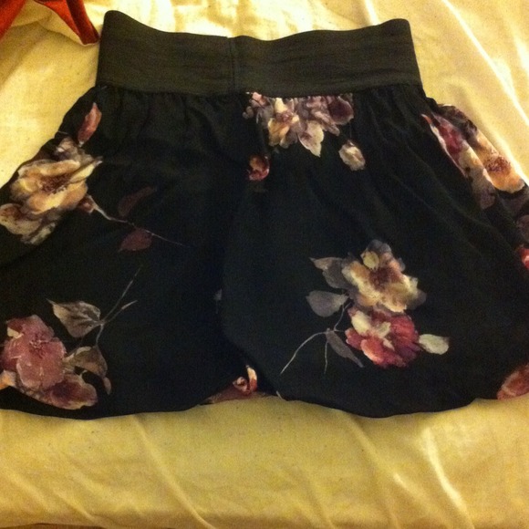 Sheer blk bubble skirt - Picture 1 of 4