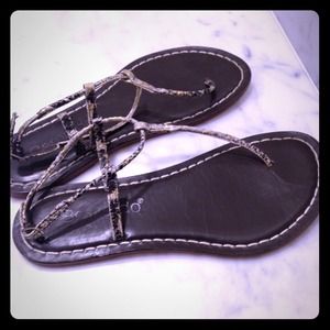 Bernardo sandals