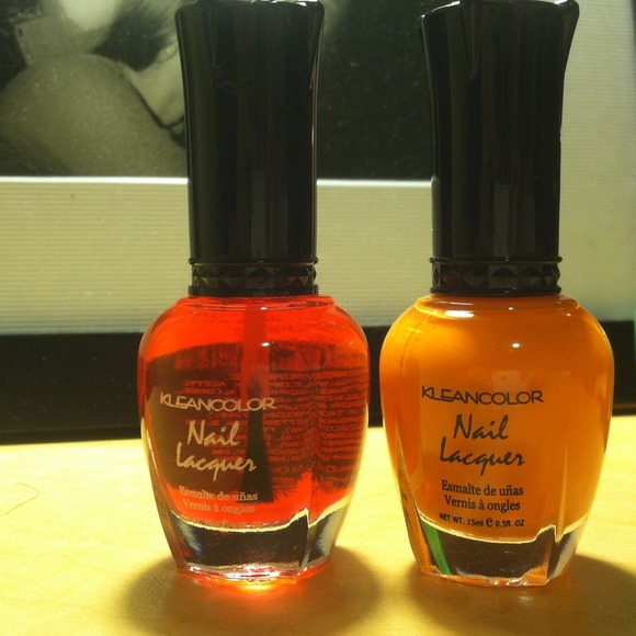 Nail polish set