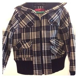 ***** reduced ***** Paris Hilton jacket