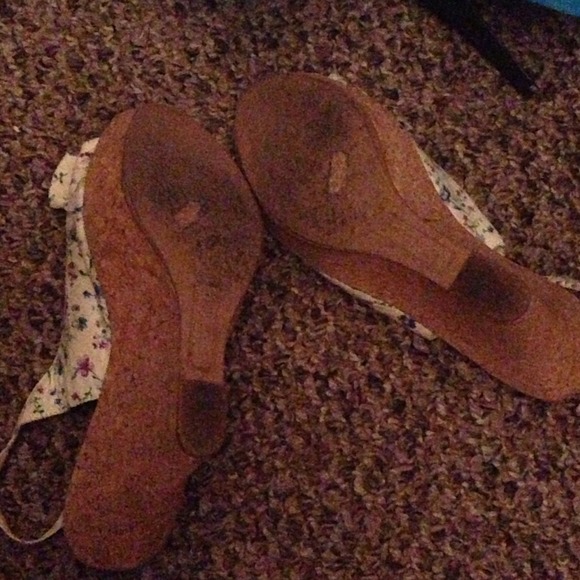 white floral cute bow wedge heels - Picture 2 of 2