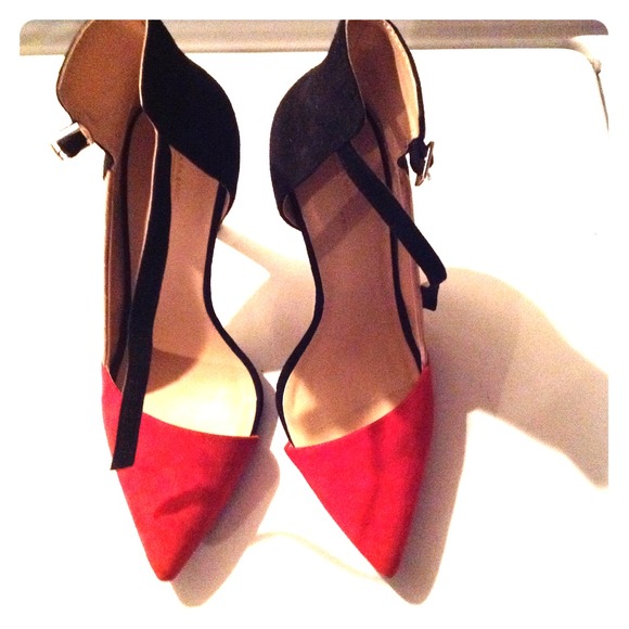 Zara Red/black pointy toe suede heels Sz 38