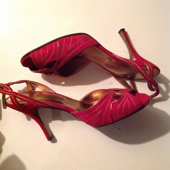 Dolce & Gabana Red Suede Heels 36.5 - Picture 2 of 4