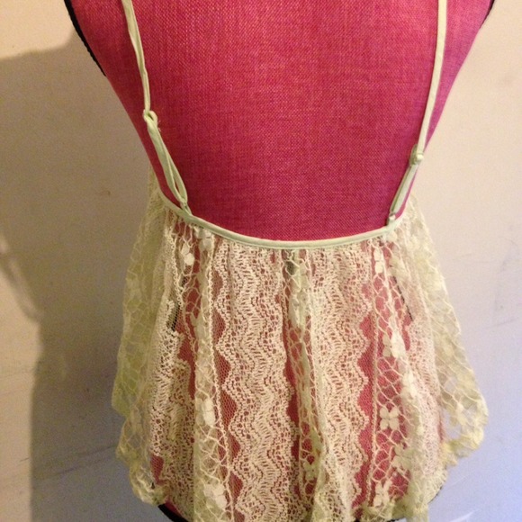 👊**SOLD☺️Cute flowy see threw tank throw over!!! - Picture 4 of 4