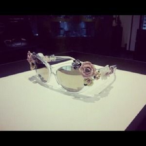 Dolce & Gabbana S/S Bouquet Collection Sunglasses