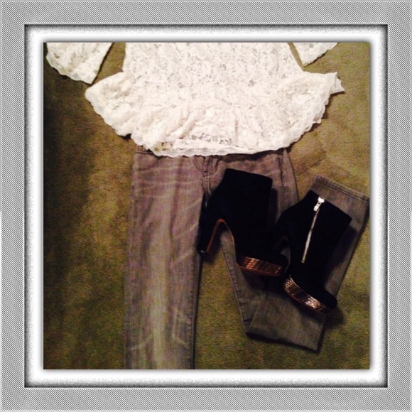 SALE 🎉Host Pick 11/9 Banana Republic Grey Jeans - Picture 2 of 3