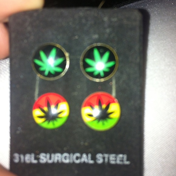 2 pair of cannabis sativa earrings *Brand New*