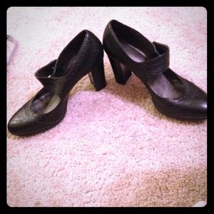 Cute black with a little heal