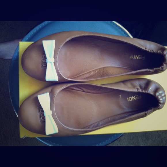 Fendi ballet flats size 7.5 gently worn