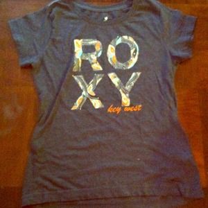 Roxy Tshirt size medium