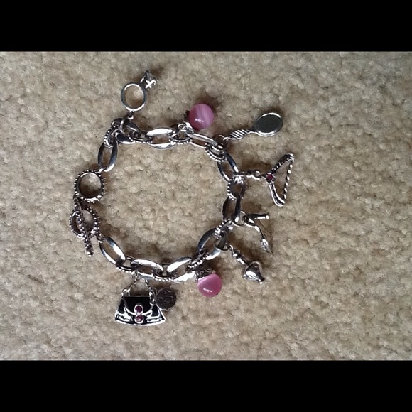 Beautiful fashion bracelet, shopping chick theme.