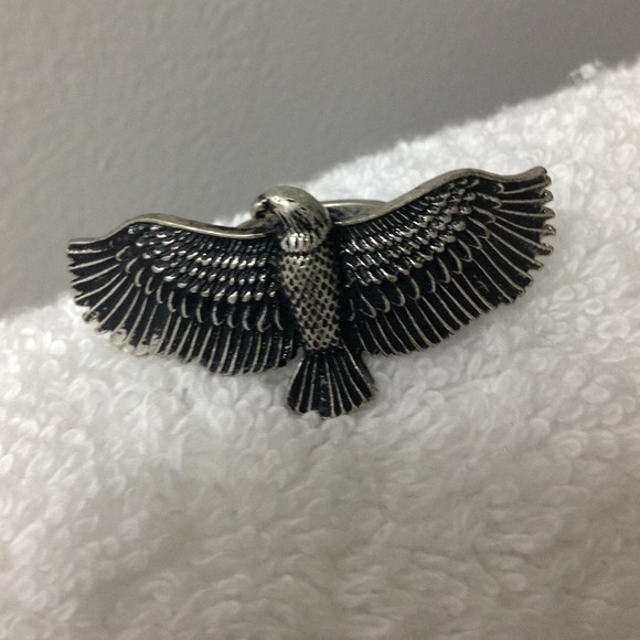 Eagle ring