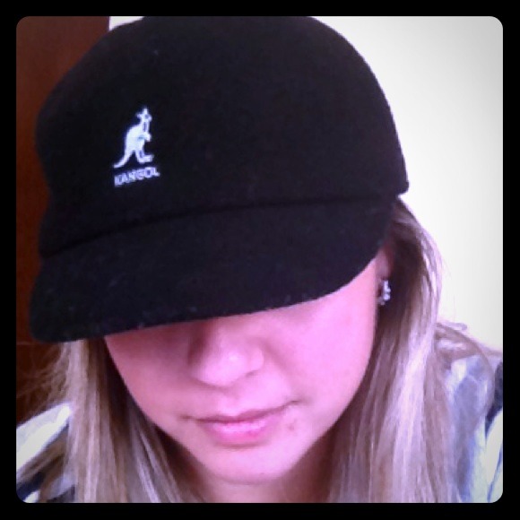 ***REDUCED*** Kangol Black Wool Hat