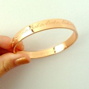 Kate Spade "hand in hand" Bangle in Rosegold