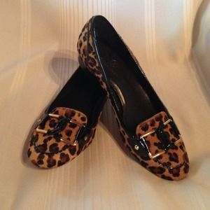 Cheetah print low heel.