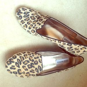 Steve Madden leopard flats