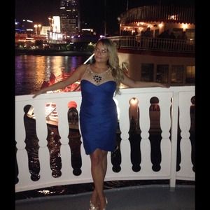 Adrianna Papell dress size 4