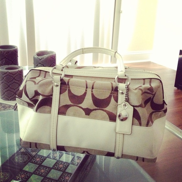 Coach handbag