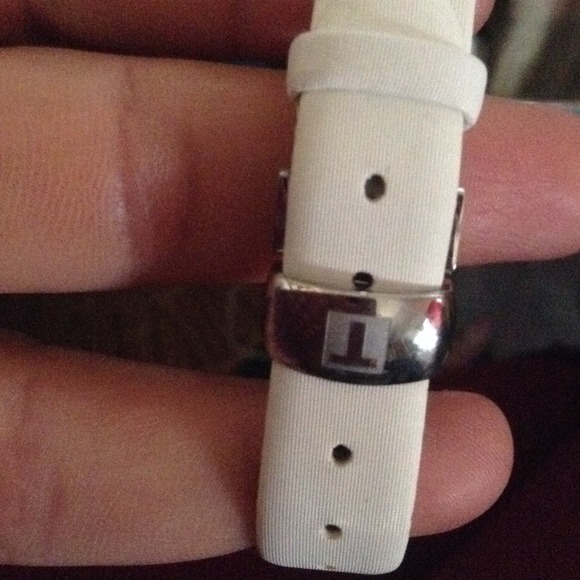 Watch - Picture 3 of 4