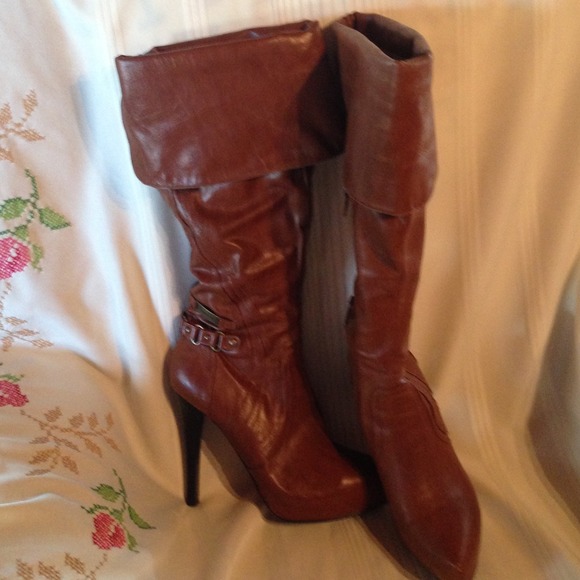 Brown boots