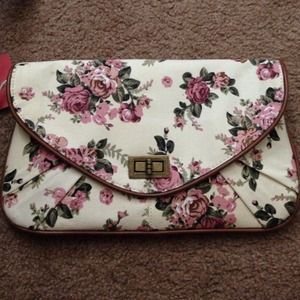 Floral clutch