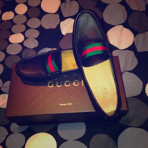 ⛔️SOLD⛔️NIB Gucci Web Drivers - Picture 1 of 3
