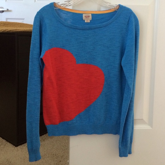 Mossimo sweater
