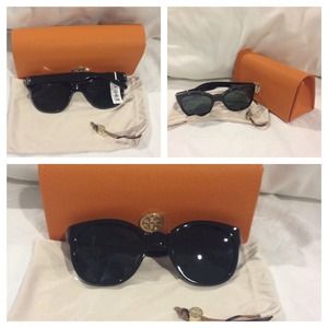 ❌Reserved ❌🎀 TORY BURCH Sunglasses 🎀