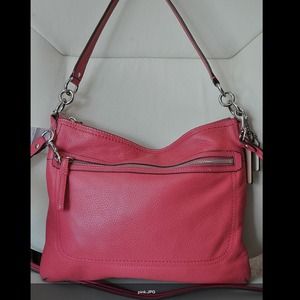 🚫SOLD🚫Coach Poppy leather Perri hippie Crossbody