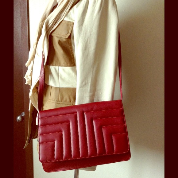 Tuleste Nappa lamb leather quilted envelope purse
