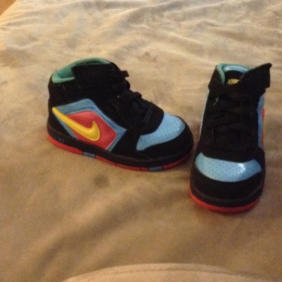💓 these cute little nike sneaker
