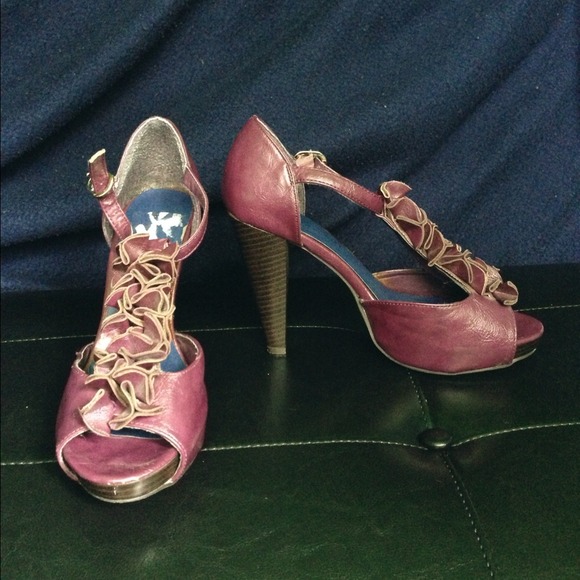 Madden girl heels - Picture 1 of 1