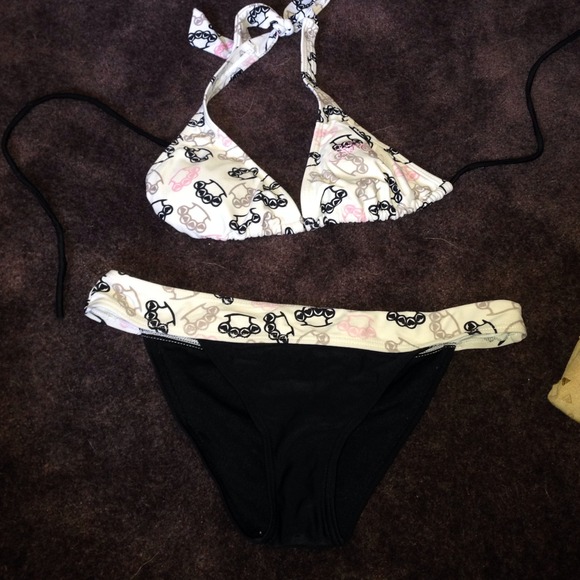 So cal brass knuckles bathing suit - Picture 1 of 4