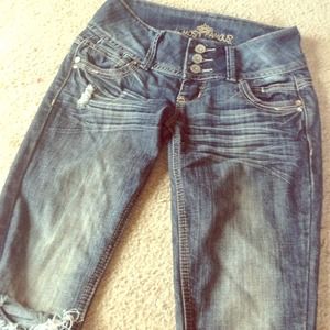 Almost Famaous Denium jean crops