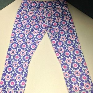 Lululemon purple twiggy  NWOT 6 trade for WU pants