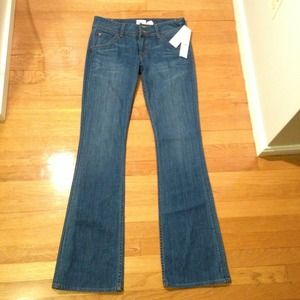NWT Hudson Signature Bootcut Jean size 27