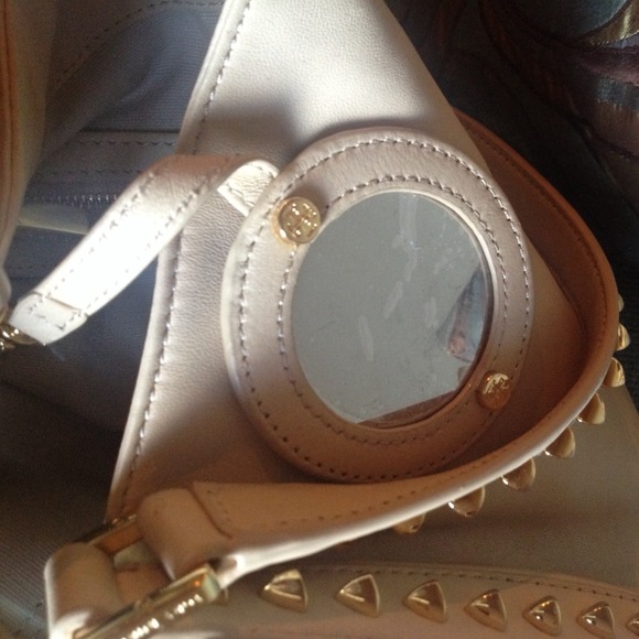 Tory Burch Studded Purse Handbag Gold Beige - Picture 3 of 4
