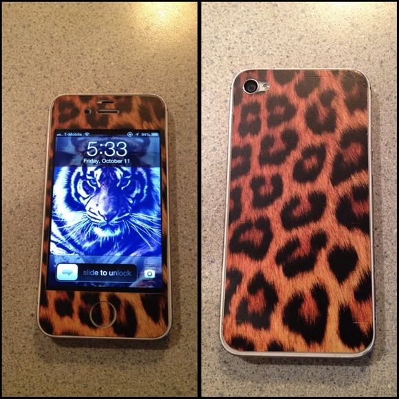 UNLOCKED Leopard 16GB iPhone 4S