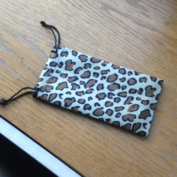 Leopard print glasses case
